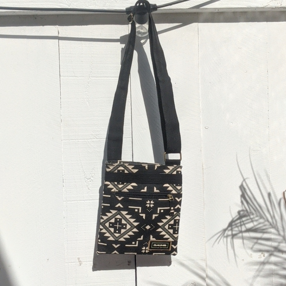 Crossbody Dakine Aztec Purse